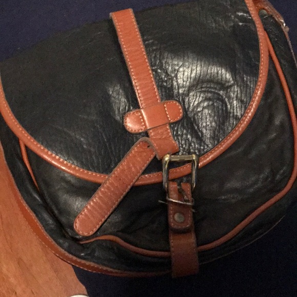 Handbag - Picture 2 of 5